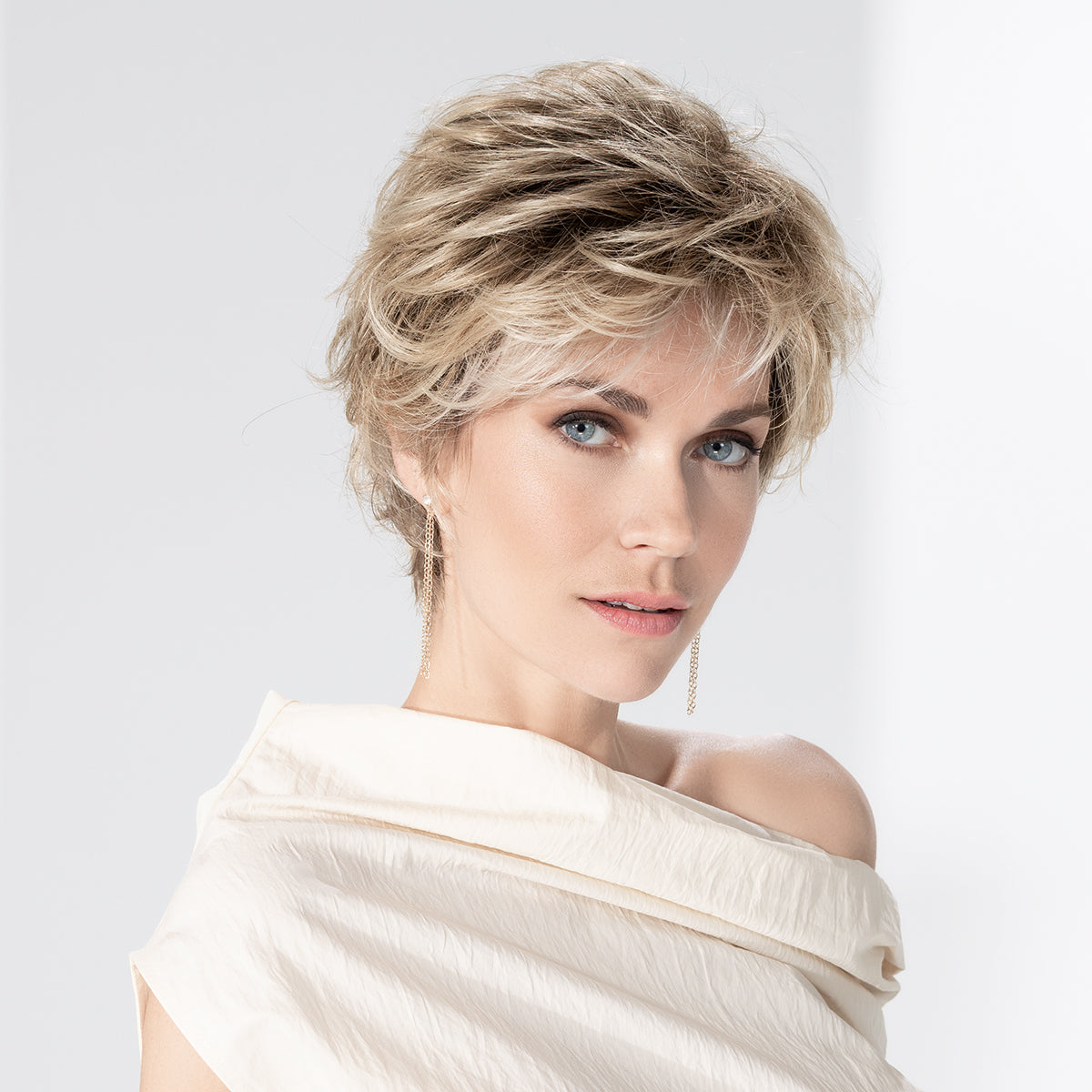 Perruque Charme Soft portée