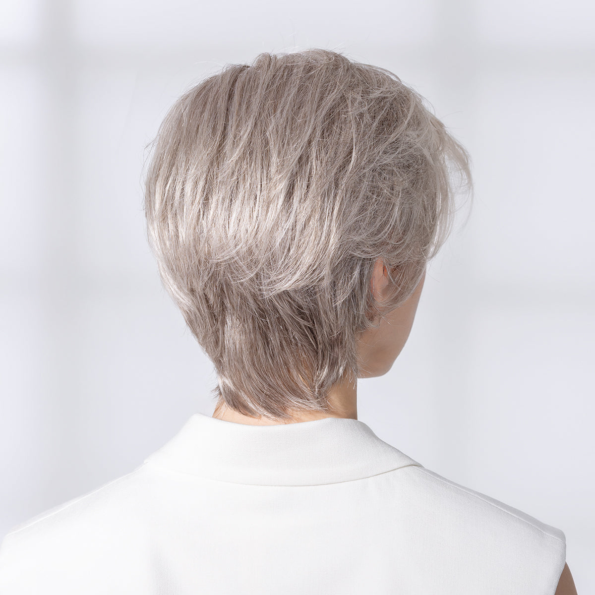 Perruque Satin Soft portée